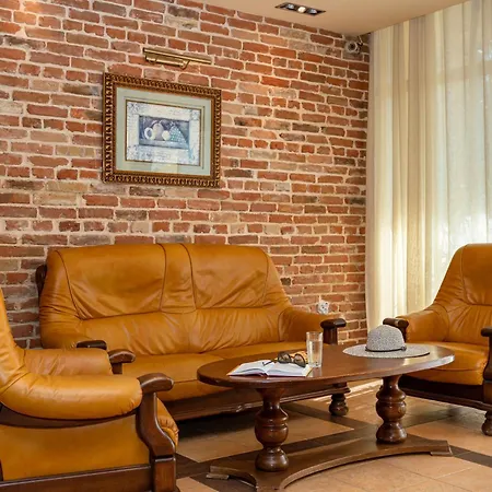 Galeria Apartmanhotel 3*