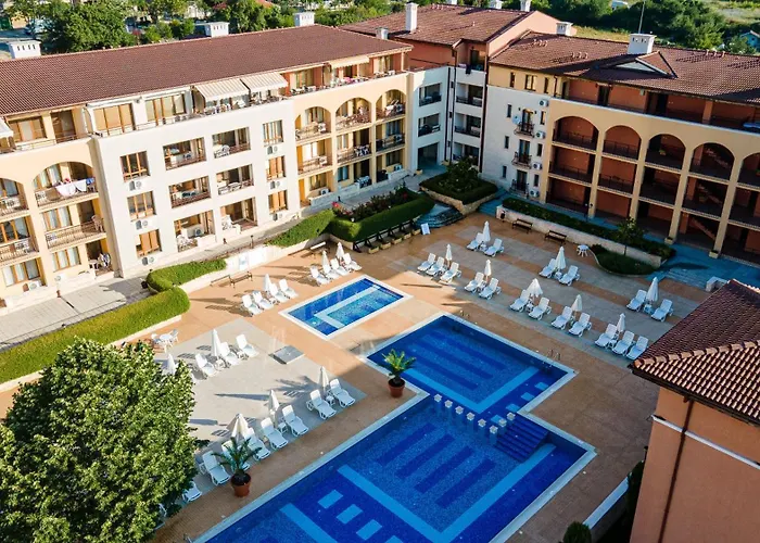 Ξενοδοχείο με διαμερίσματα Galeria Obzor